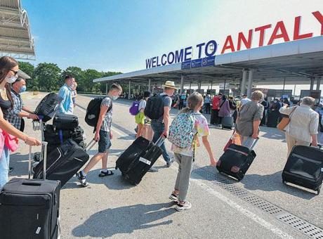 Turizmci morali yüksek tutuyor