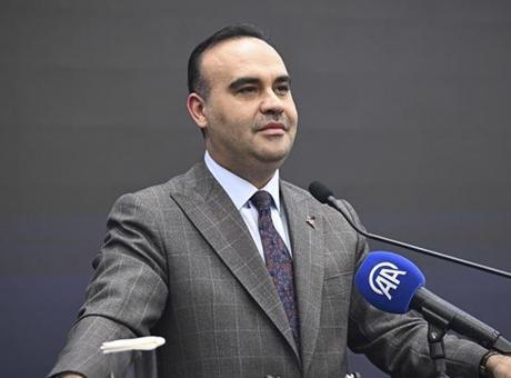 Bakan Kacır: Savunma sanayisini Anadolu