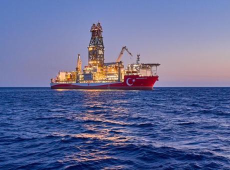 Abdülhamid Han gemisi, yılın ilk keşif sondajına başladı