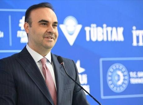 Bakan Kacır: 'Türkiye bir öz güven devrimi inşa etti'