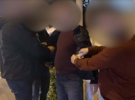 Marmaris'teki rüşvet operasyonunun görüntüleri ortaya çıktı! 4 bin dolarlık suçüstü kamerada