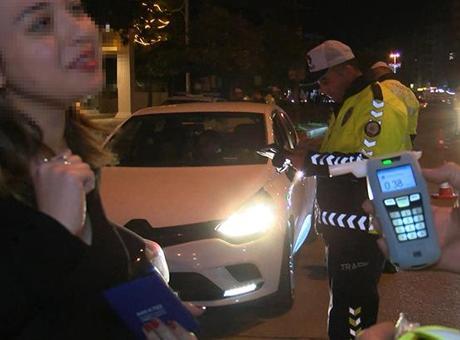 Trafik denetiminde ehliyeti iptal edildi: Beni çekmeyin, avukatım