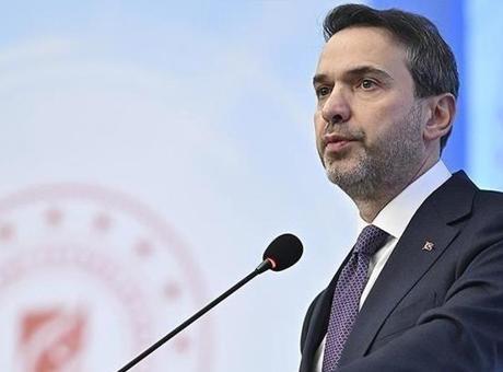 Bakan Bayraktar: Doğal gaz depolarımız yüzde 71 seviyesinde dolu