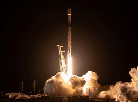 Yeni nesil milli uydu yörüngesine yerleşti! Fergani’nin beşinci uydusu uzayda