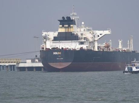 İran’da Hürmüz Boğazı için ücret tasarısı komisyondan geçti