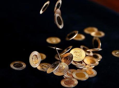 Altın ters köşe yaptı! Yatırımcılar dikkat: Fiyat dipten döndü mü?