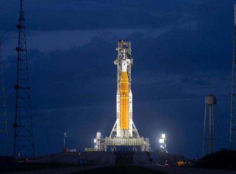 Ay’a dönüş için geri sayım başladı! NASA duyurdu