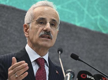 Bakan Uraloğlu'ndan Hürmüz Boğazı'ndaki Türk gemileriyle ilgili yeni açıklama