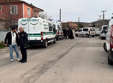 Aile içi kavga faciaya dönüştü: İki kardeş babalarını öldürdü