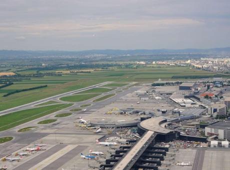 Bir ülke daha ABD'nin askeri uçuşları için hava sahasını kullanmasına izin vermedi!