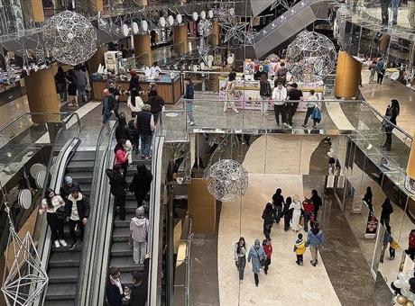 AVM’den tartışma yaratan ‘18 yaş’ kararı: Başka illere yasak gelir mi?