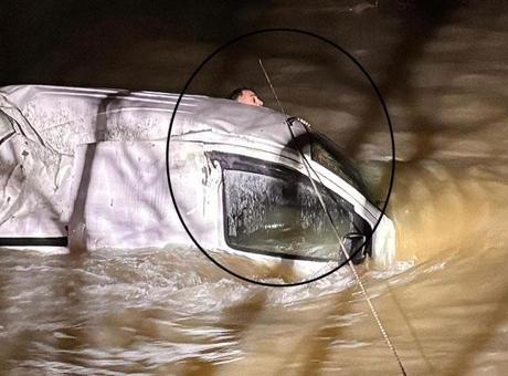 Nehirde can pazarı! Sürücü için seferber oldular