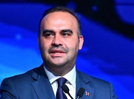 Bakan Kacır'dan savunma sanayii mesajı: Türkiye'nin teknoloji üretmede ulaştığı noktanın açık göstergesi