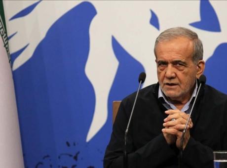 Pezeşkiyan'dan Trump'ın 'İran'ı taş devrine döndüreceğiz' tehdidine cevap! 'Savaş suçudur'