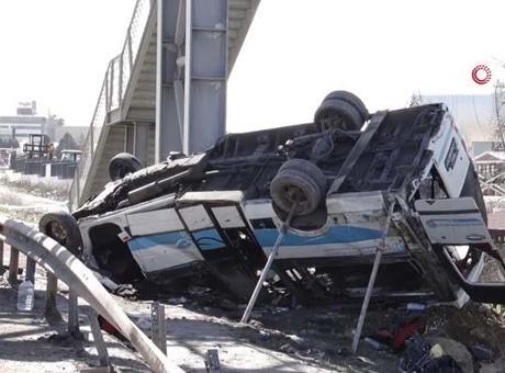 Ankara'da feci kaza! Çok sayıda ölü ve yaralı var... Olay yerinden ilk görüntüler