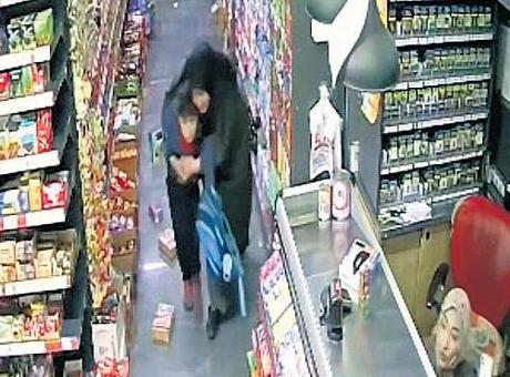 Van'da deprem paniği! Çevre illerde hissedildi