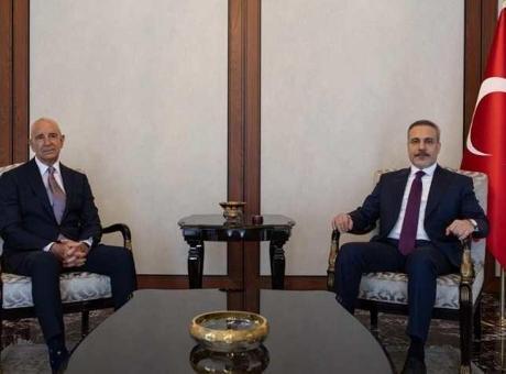 Dışişleri Bakanı Hakan Fidan, ABD'li Büyükelçi Barrack'ı kabul etti