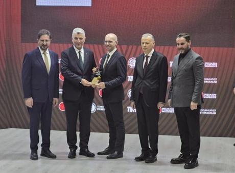 Bakan Bolat: Türkiye'ye son 23 yılda her alanda çağ atlattık