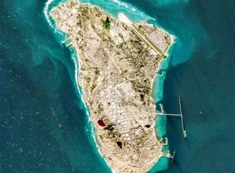 İran'ın kritik Hark Adası'na saldırı! Petrolün kalbinde sıcak saatler