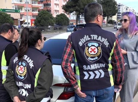 100 bin TL ceza yedi, suçu yolculara attı! Kadın korsan taksi sürücüsünden, şoke eden savunma