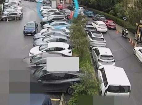 Beşiktaş'ta polis noktasına saldıran teröristlerin yeni görüntüleri! İki defa keşif yapmışlar