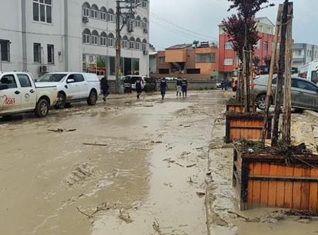 Osmaniye'deki sel felaketi sonrası harekete geçildi! Bakan Göktaş: 2 milyon lira tutarında kaynak aktardık