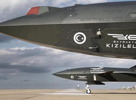 Selçuk Bayraktar görüntüleri paylaştı: KIZILELMA KARAT IRST test uçuşunu başarıyla tamamladı