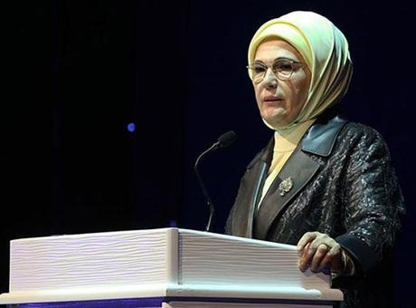 Emine Erdoğan, Türk Polis Teşkilatının 181. kuruluş yıl dönümünü kutladı