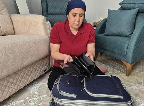 Kapısını açtı, servetinden oldu! Muğla'da akılalmaz olay