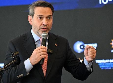 Bakan Bayraktar: Türkiye dünyanın en büyük derin deniz filosuna sahip 4. ülkesi oldu