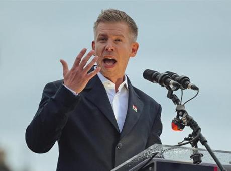 Macaristan'da seçimi Magyar'ın büyük farkla önde götürdüğü açıklandı