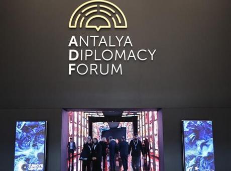 Diplomasinin nabzı Belek’te atacak