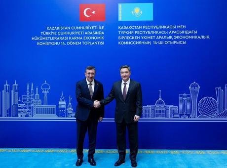 Cumhurbaşkanı Yardımcısı Yılmaz, Kazakistan Başbakanı Bektenov ile görüştü