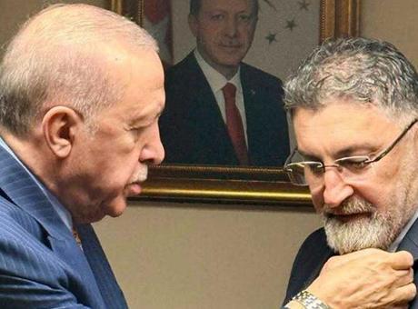 Son dakika... Serik Belediye Başkanı Kumbul AK Parti'ye geçti! Cumhurbaşkanı Erdoğan rozetini taktı