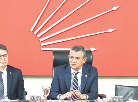 CHP’de ‘ara seçim’ zirvesi