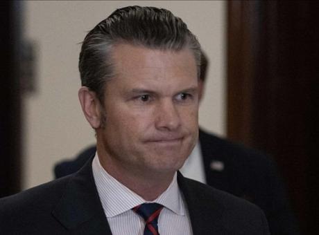 Pentagon'un bir numaralı ismi savaş nedeniyle tehlikede! Hegseth'e kıskaç