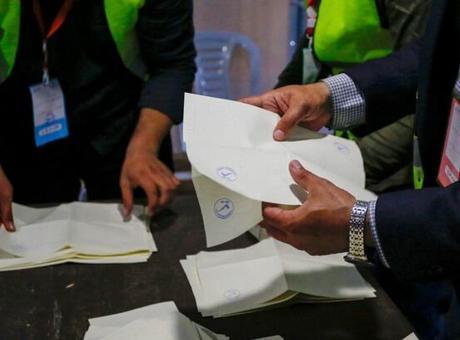 Filistin'deki yerel seçimde oy sayma işlemleri devam ediyor