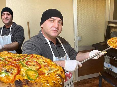 25 yıllık yazılımcı, pizzacı olmak memleketi Bayburt'a taşındı! Kendi işinin patronu oldu: ‘Kadın günleri için yapmaya başladım’