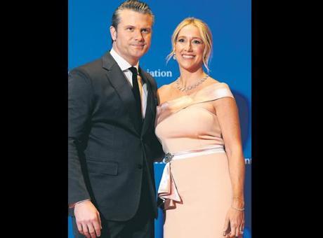 Çin malı elbise olay yarattı