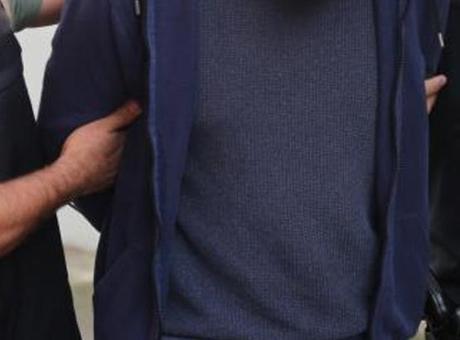 Manisa Büyükşehir Belediyesi'nde Ferdi Zeyrek'in danışmanı gözaltına alındı