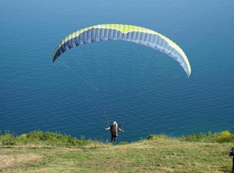 Bayramda rotayı gökyüzüne çevirdiler! Yüzlerce kişi metrelerce yüksekte adrenalin yaşadı