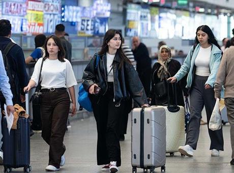 AŞTİ'de Kurban Bayramı tatili dönüşü yoğunluk oluştu