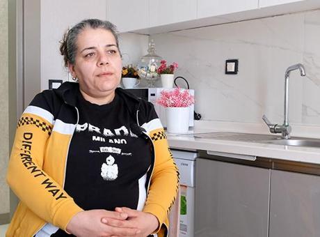 Bakan Kurum paylaştı! Oğlaklı Deprem Konutları'nda yaşayan ailenin görüntüleri