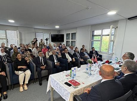 Bakan Işıkhan, Zürih
