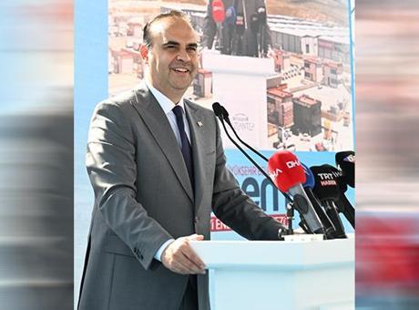 Bakan Kacır, Gaziantep'te temel atma törenine katıldı! 'Fabrika sayısını 11 binden 61 bine yükselttik'