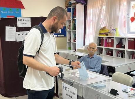 İstanbul'un 7 ilçesinde sandıklar kuruldu! Bazı mahallelerde