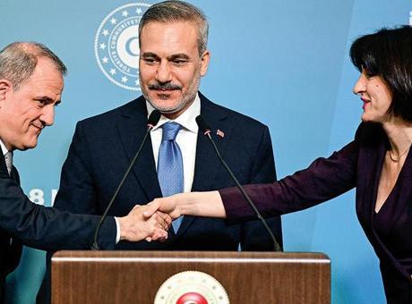 Türkiye- Azerbaycan-Gürcistan Dışişleri Bakanları 