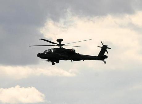 Hürmüz Boğazı'nda sıcak dakikalar! ABD helikopteri düştü