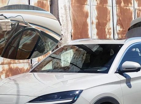 Şaşkına çeviren düzenek: Kaçak elektrikle araç şar