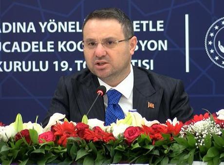 Bakan Gürlek: Aile içi ve kadına yönelik şiddet su